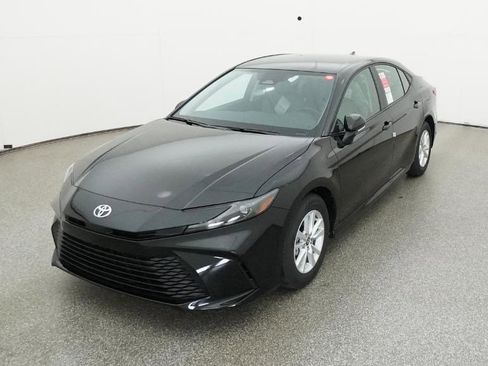 New 2026 Toyota Camry LE image 10