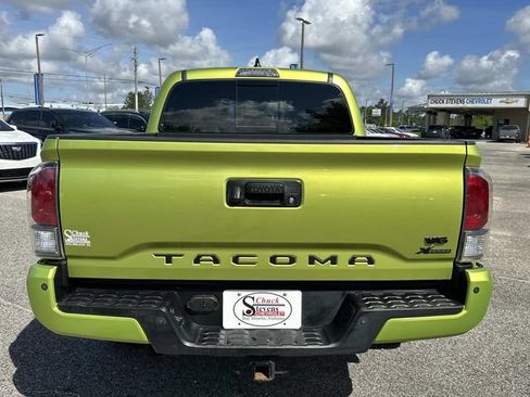 Used 2023 Toyota Tacoma TRD Off-Road w/ Technology Package AWD/4WD image 4