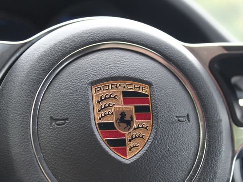 Used 2017 Porsche Macan AWD/4WD image 27
