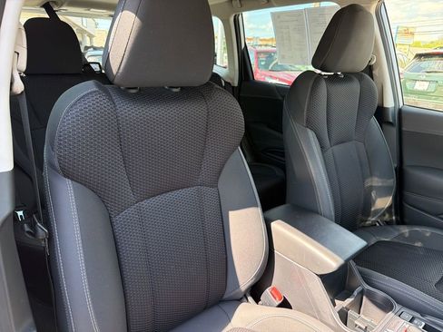 Certified 2023 Subaru Forester Premium AWD/4WD image 36