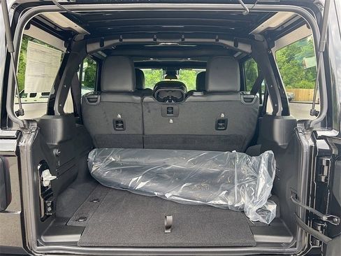 New 2025 Jeep Wrangler Sahara w/ Safety Group image 25