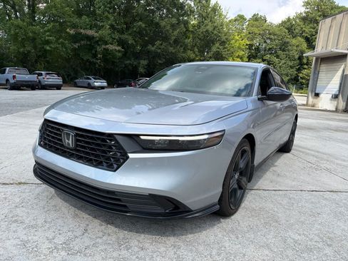 Used 2023 Honda Accord Sport image 1