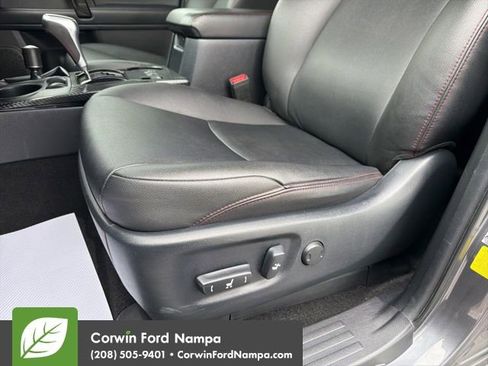 Used 2020 Toyota 4Runner TRD Off-Road Premium image 26