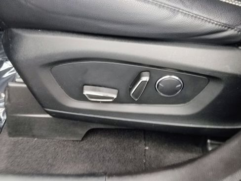 Used 2020 Ford Explorer ST image 26