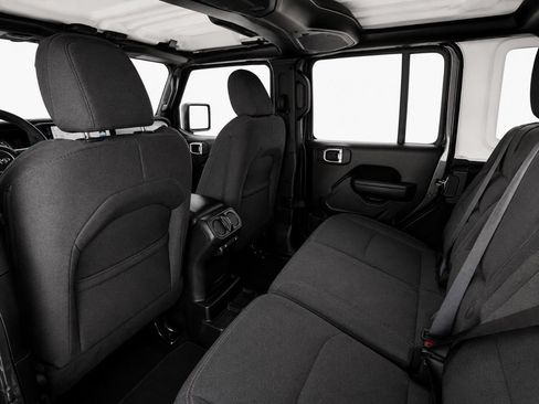 Used 2024 Jeep Wrangler Unlimited w/ Convenience Group AWD/4WD image 16