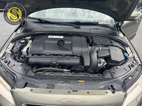 Used 2011 Volvo XC70 3.2 image 26