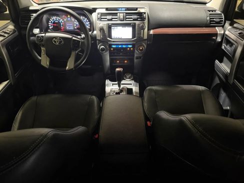 Used 2018 Toyota 4Runner Limited AWD/4WD image 8
