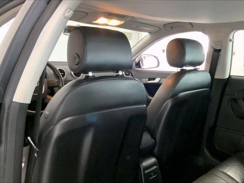 Used 2010 Audi A3 2.0T Premium image 10