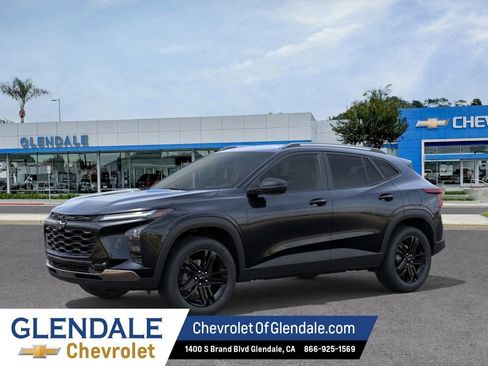 New 2026 Chevrolet Trax ACTIV w/ Driver Confidence Package image 2