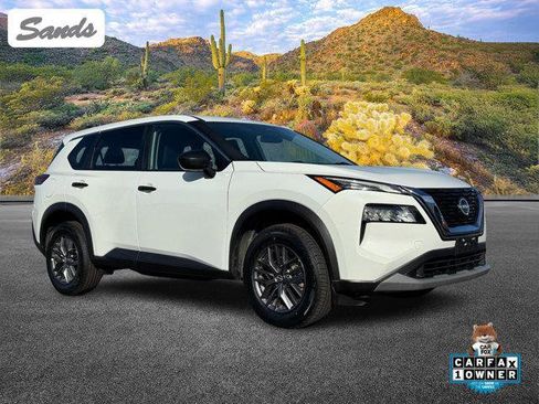 Used 2023 Nissan Rogue S image 1