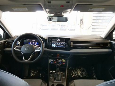 New 2025 Volkswagen Jetta SE image 16