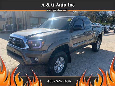 Used 2015 Toyota Tacoma 4x4 Access Cab V6 image 1