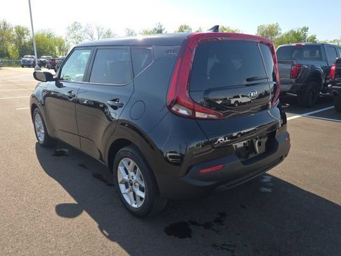 Used 2020 Kia Soul S FWD image 13