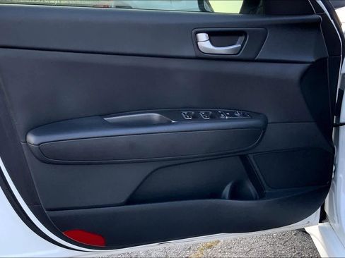 Used 2016 Kia Optima LX image 20