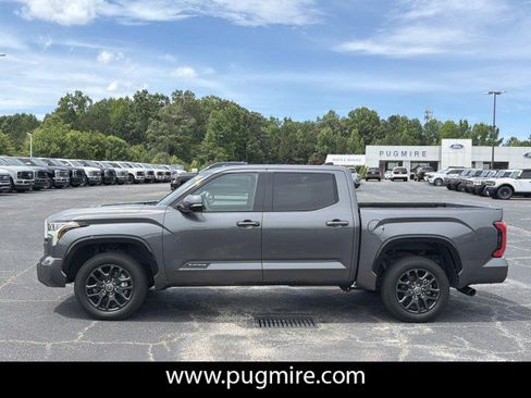 Used 2023 Toyota Tundra Platinum AWD/4WD image 4