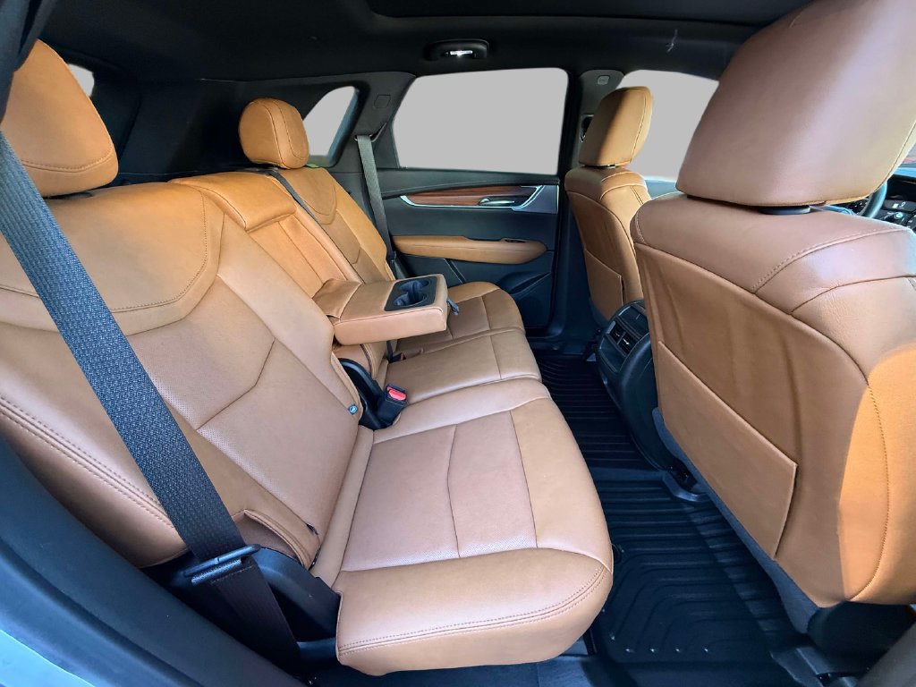 Used 2023 Cadillac XT5 Premium Luxury AWD/4WD image 16