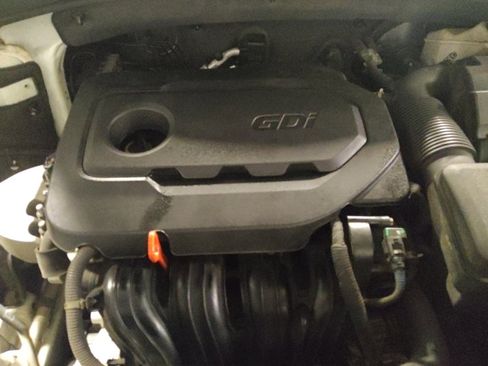 Used 2020 Hyundai Santa Fe SEL FWD image 30