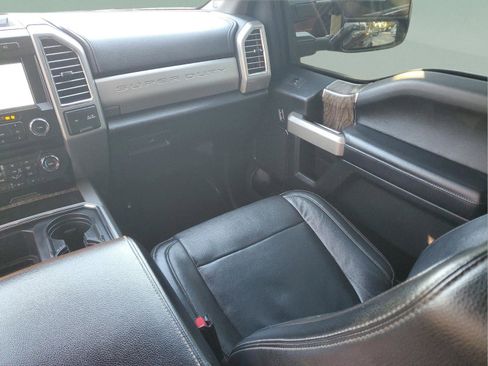 Used 2017 Ford F350 Lariat w/ Lariat Value Package image 11