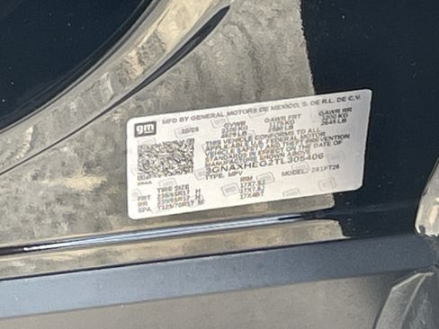 Used 2026 Chevrolet Equinox LT FWD image 33
