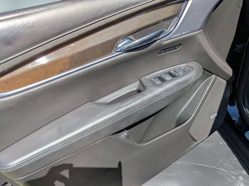 Used 2020 Cadillac XT6 Sport w/ Platinum Package AWD/4WD image 15
