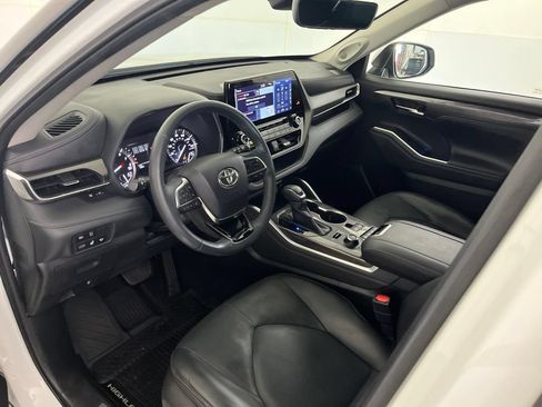 Used 2020 Toyota Highlander Limited AWD/4WD image 26