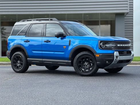 New 2025 Ford Bronco Sport Badlands w/ Badlands Tech Package AWD/4WD image 3