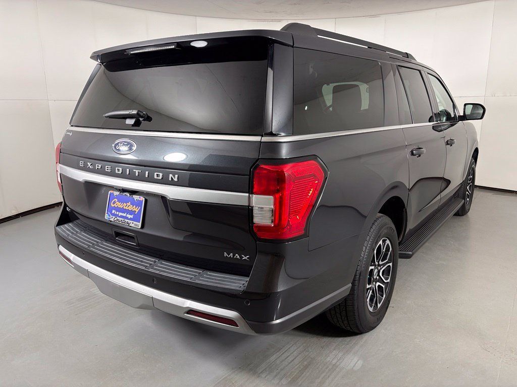 Used 2024 Ford Expedition Max XLT AWD/4WD image 8
