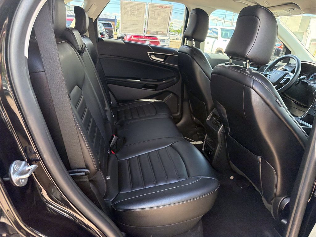 Used 2023 Ford Edge SEL w/ Convenience Package AWD/4WD image 19