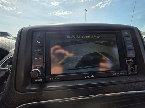 Used 2014 Dodge Grand Caravan SXT FWD image 15