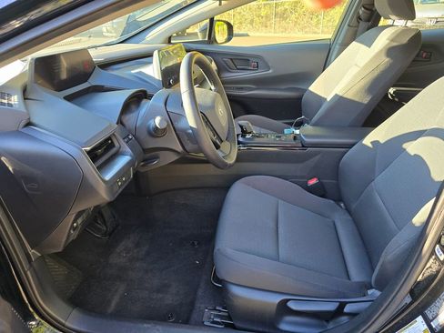Used 2024 Toyota Prius LE image 11