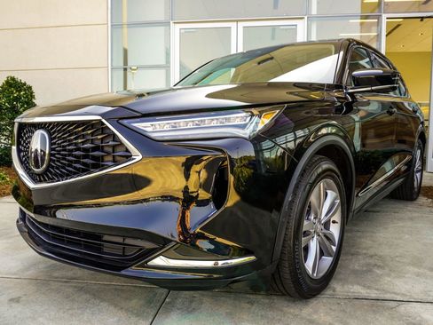 Used 2023 Acura MDX SH-AWD image 8