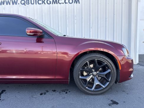 Used 2021 Chrysler 300 S image 25