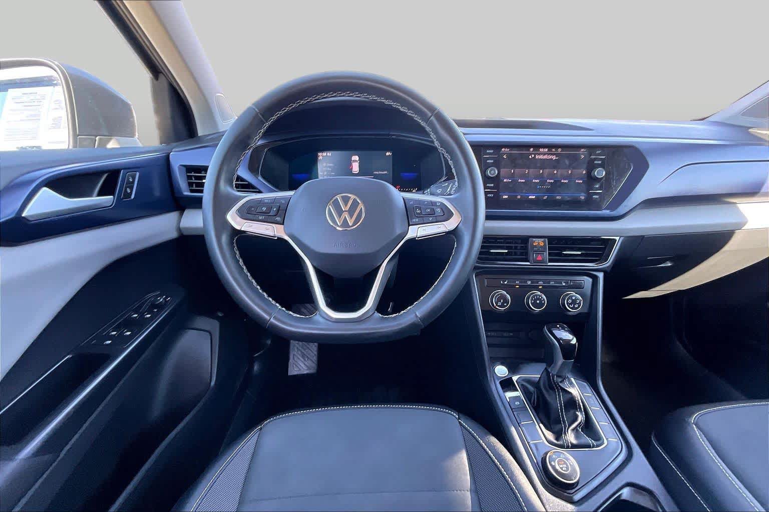 Used 2022 Volkswagen Taos SE AWD/4WD image 6