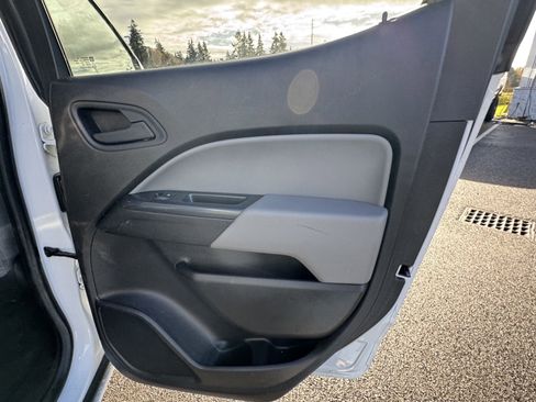 Used 2015 GMC Canyon 2WD Crew Cab image 12