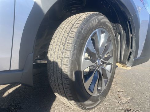 Used 2024 Subaru Outback Limited image 9