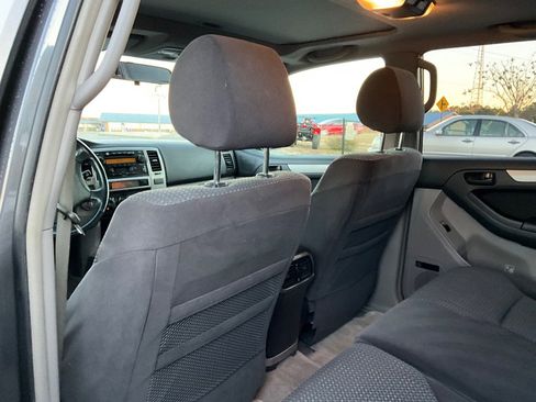 Used 2005 Toyota 4Runner Sport image 16