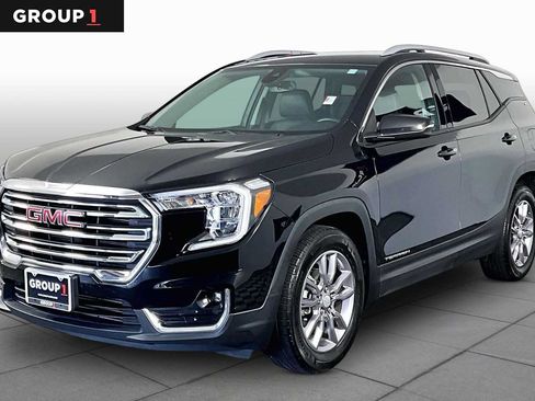 Used 2024 GMC Terrain SLT FWD image 1