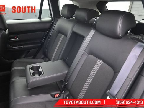 Used 2025 MAZDA CX-50 AWD 2.5 S w/ Preferred Package image 22