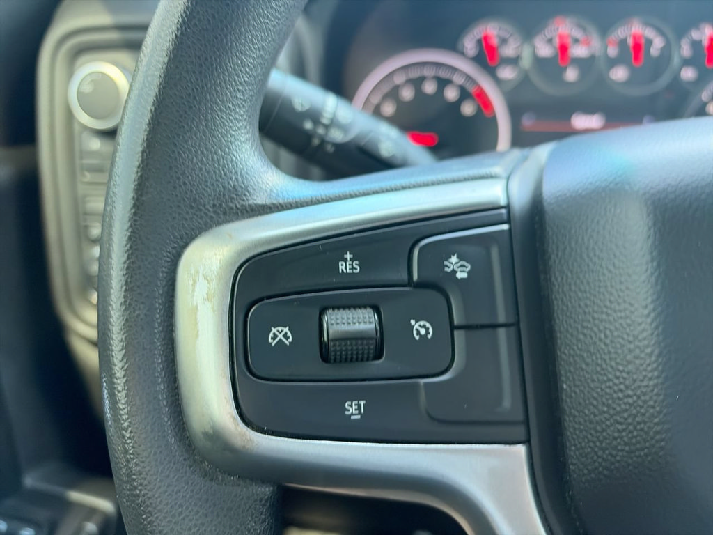 Used 2022 Chevrolet Silverado 2500 Custom w/ Custom Value Package AWD/4WD image 22