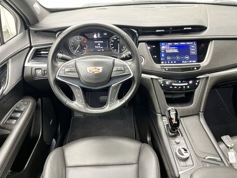 Certified 2025 Cadillac XT5 Premium Luxury image 15