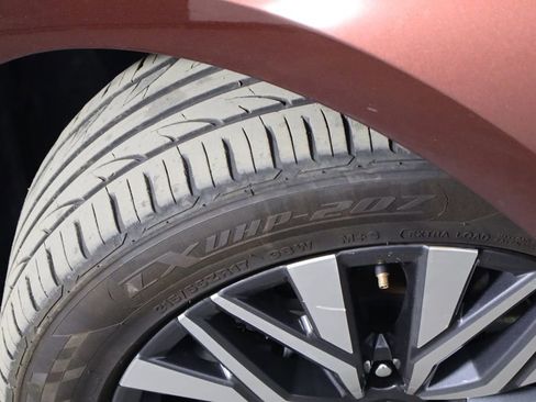 Used 2023 Nissan Altima 2.5 SV FWD image 33