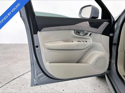 Used 2024 Volvo XC90 T8 Plus w/ Protection Package Premier AWD/4WD image 22
