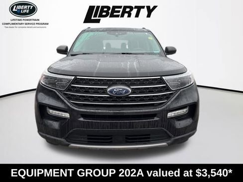 Used 2022 Ford Explorer XLT w/ Equipment Group 202A image 2