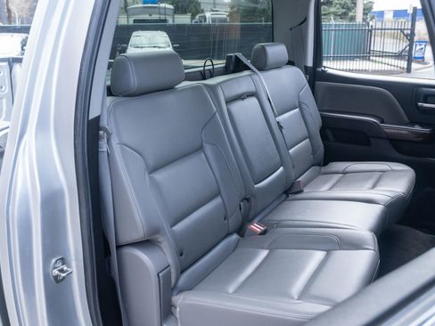 Used 2015 GMC Sierra 2500 SLT w/ Suspension Package, Off-Road image 19