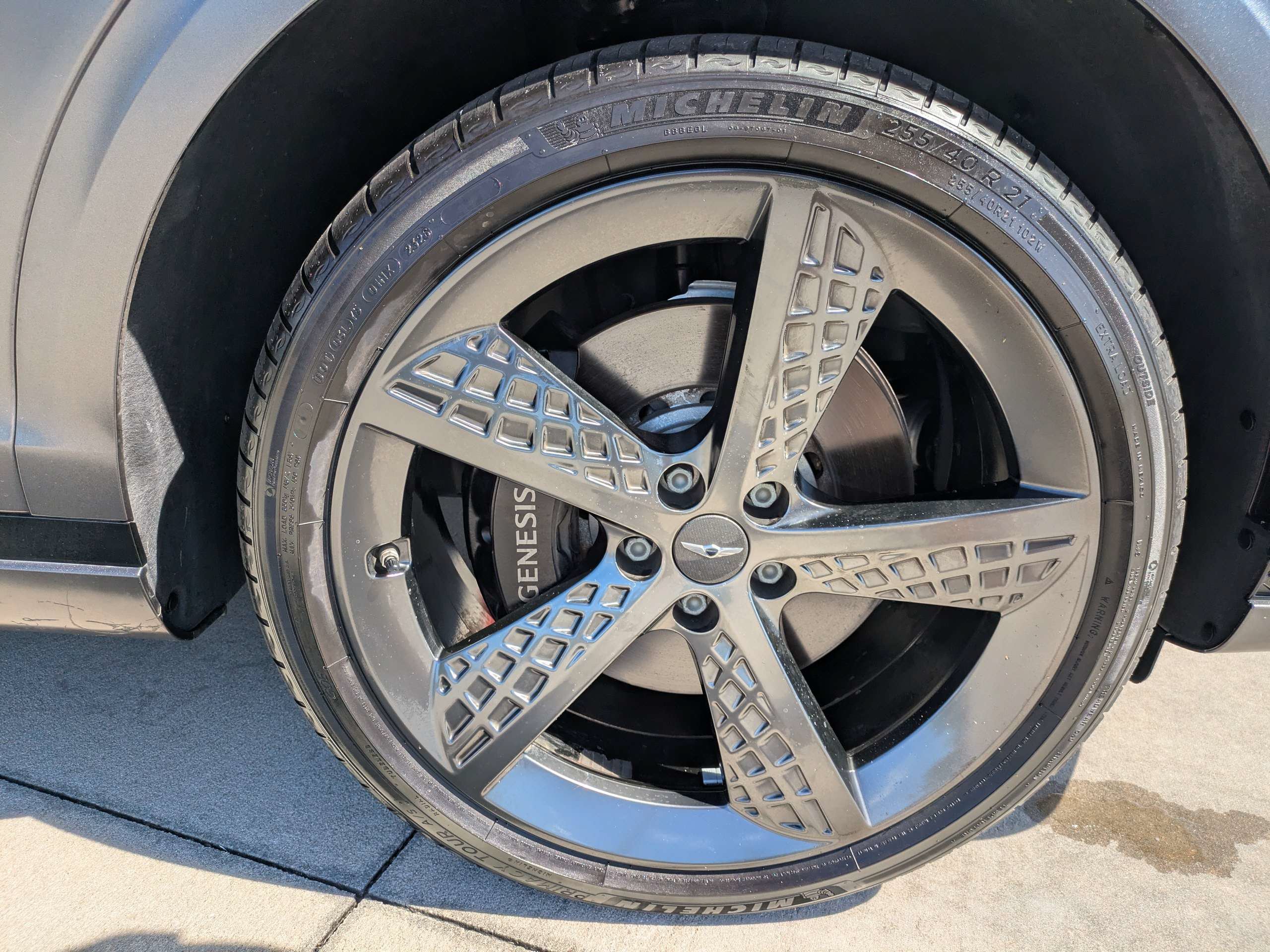 Certified 2023 Genesis GV70 2.5T w/ Sport Prestige Package AWD/4WD image 9