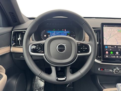 New 2025 Volvo XC90 T8 Core AWD/4WD image 13