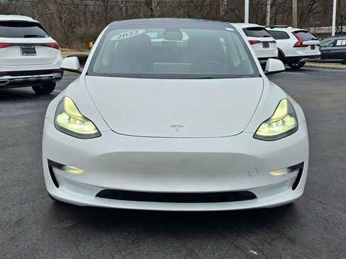 Used 2022 Tesla Model 3 Performance image 4