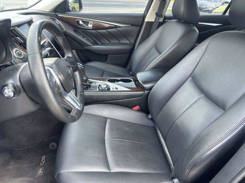 Used 2018 INFINITI Q50 Luxe RWD image 10