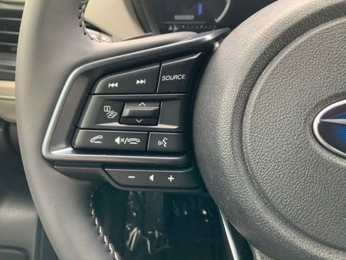 Certified 2025 Subaru Forester Limited image 22