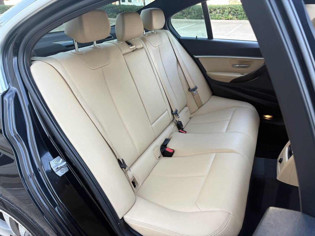 Used 2017 BMW 330i Sedan RWD image 33